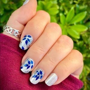 Color Street | Leaf it to me, nail strips